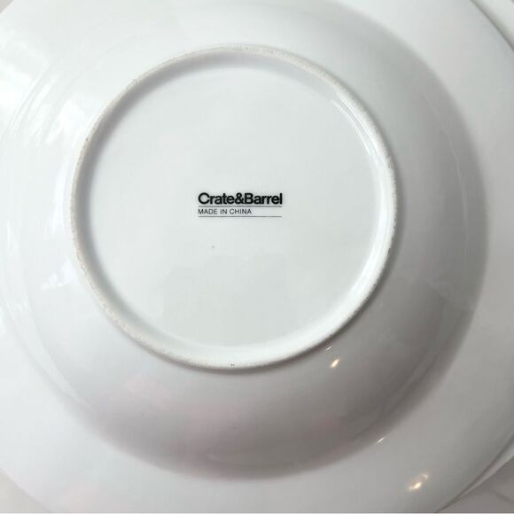 Crate & Barrel Tomato 5 Piece Pasta Serving Bowl & 4 Individual Pasta Bowls - Picture 13 of 15